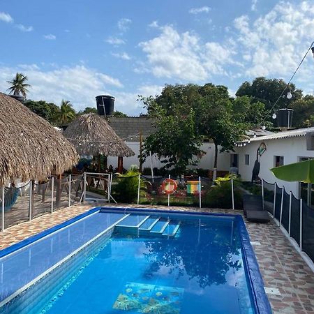 Hostal La Sierra Nevada ปาโลมิโน ภายนอก รูปภาพ