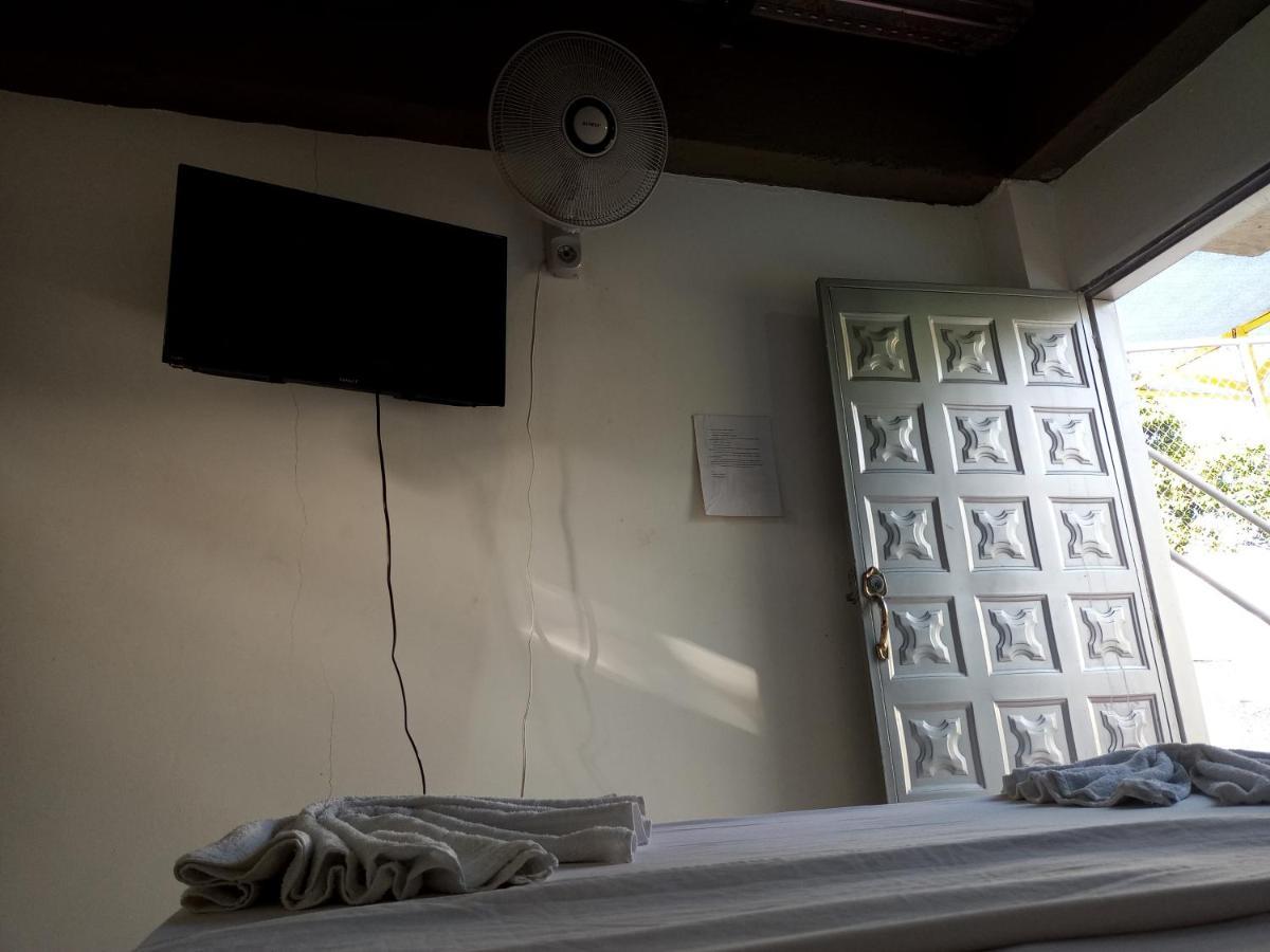 Hostal La Sierra Nevada ปาโลมิโน ภายนอก รูปภาพ