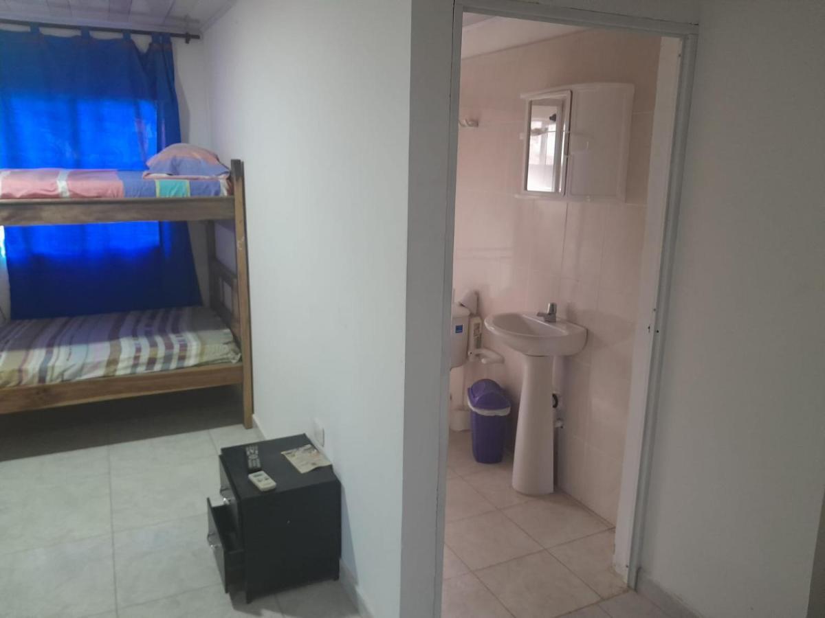 Hostal La Sierra Nevada ปาโลมิโน ภายนอก รูปภาพ