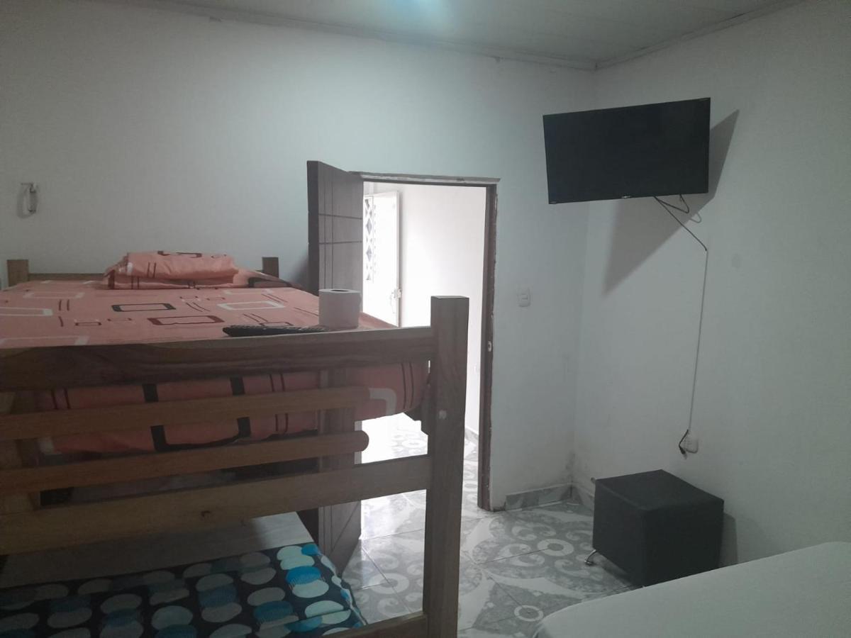 Hostal La Sierra Nevada ปาโลมิโน ภายนอก รูปภาพ