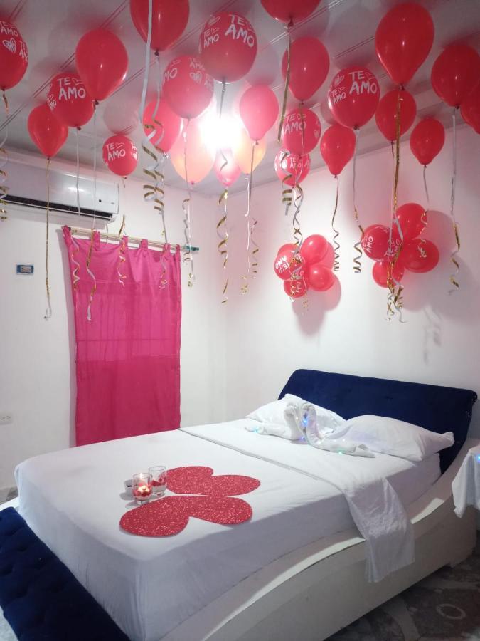 Hostal La Sierra Nevada ปาโลมิโน ภายนอก รูปภาพ