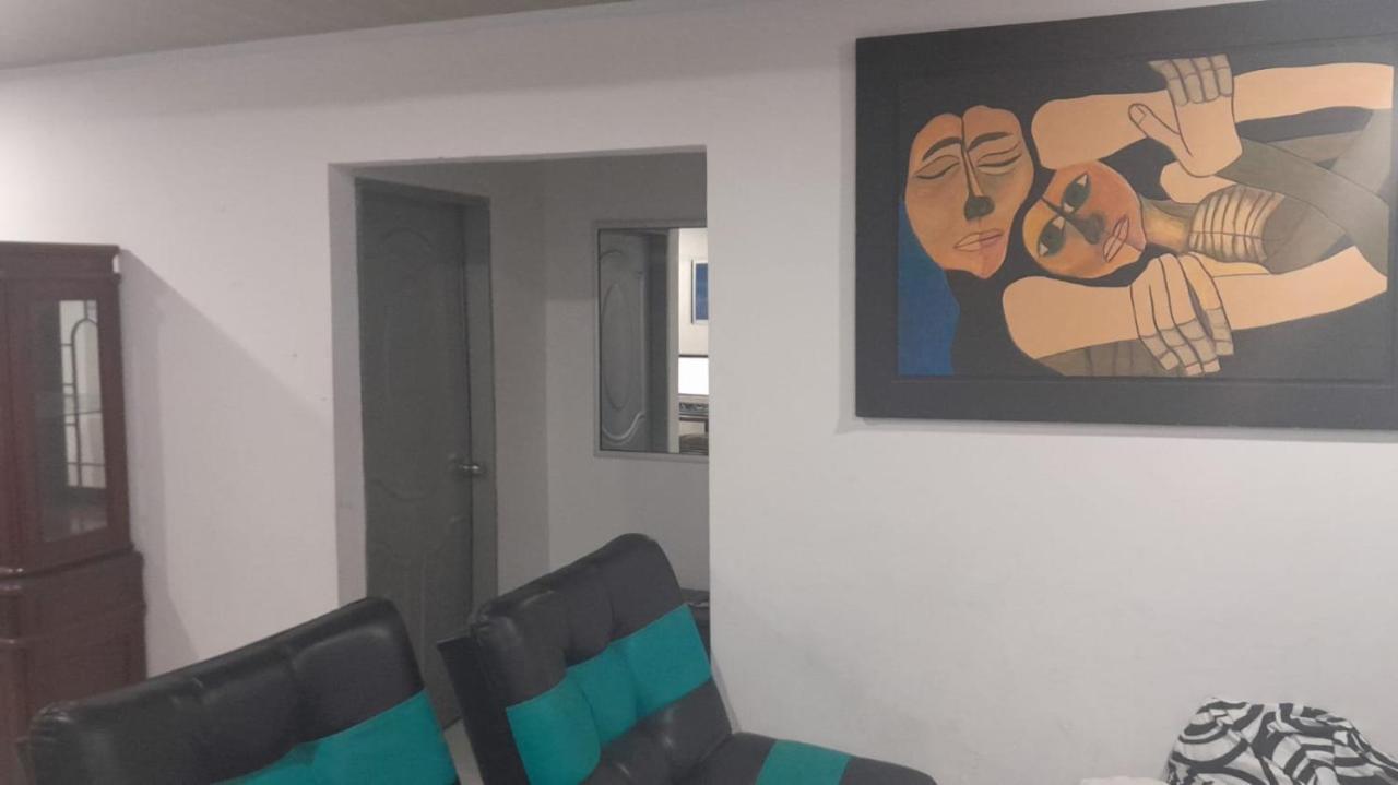 Hostal La Sierra Nevada ปาโลมิโน ภายนอก รูปภาพ